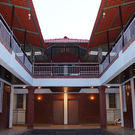 Vanvarsha Resort Chandoli ภายนอก รูปภาพ